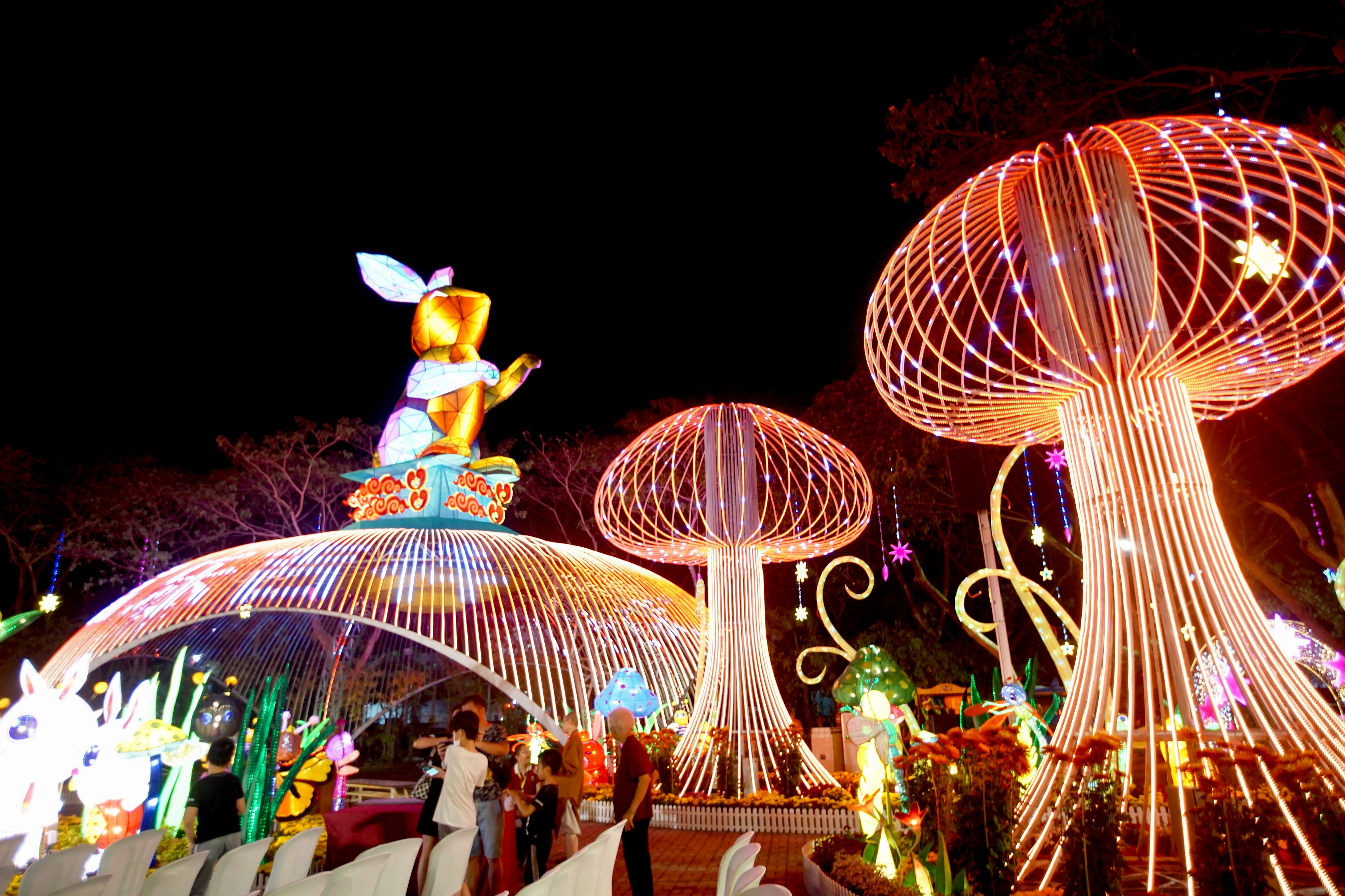 【平安灯会启灯】东禅寺灯会迈入20年吸引各族到访 觉诚法师：显示和睦共处精神