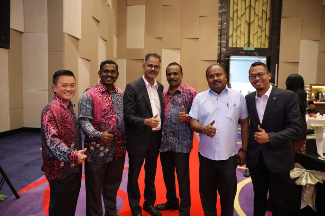 ஷா ஆலம் மாநகர் மன்றத்தின் முன்னாள் கவுன்சிலர்கள் கௌரவிப்பு