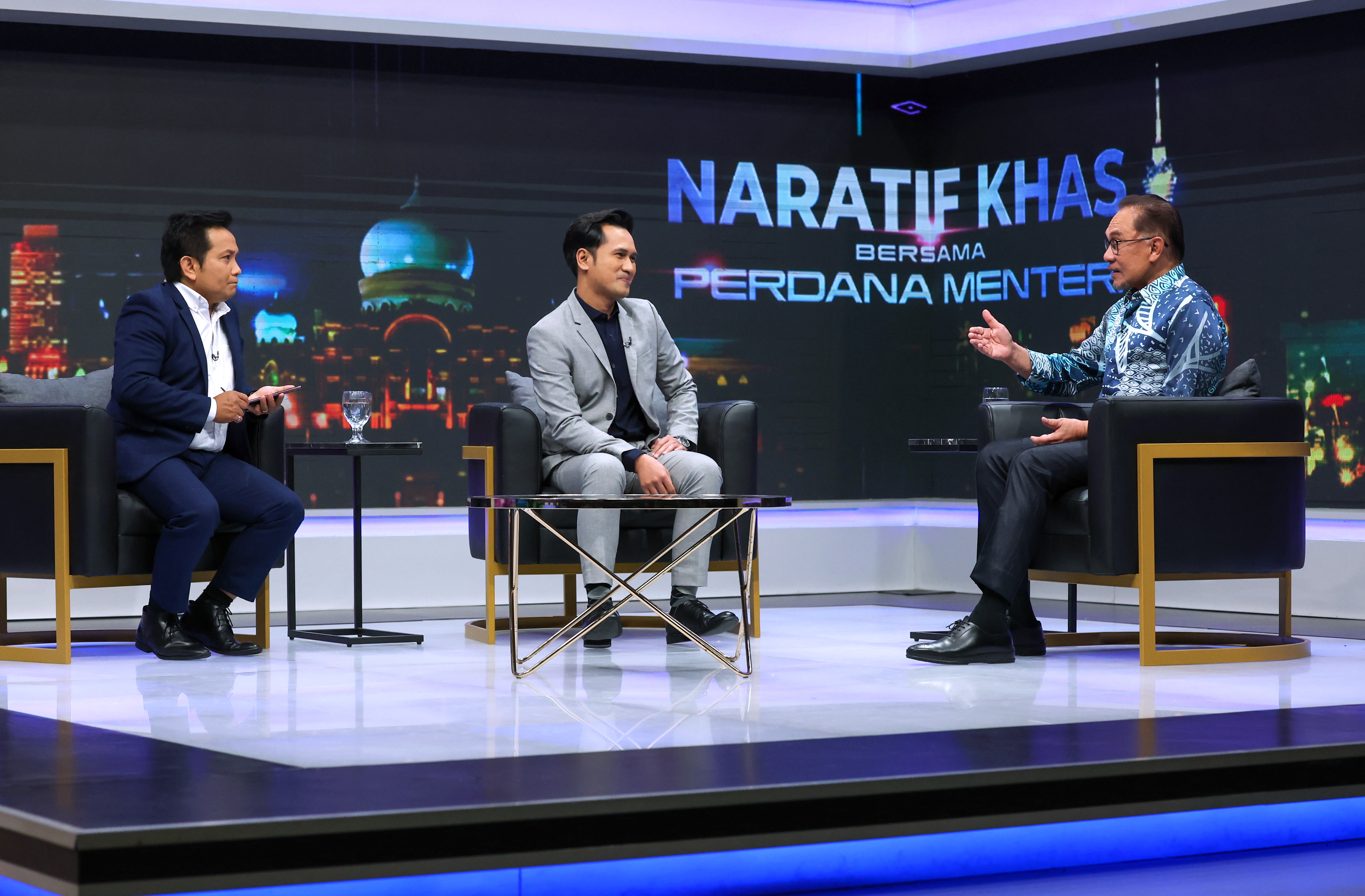 Anwar beri jaminan perbaiki gaji minimum yang disifatkan tidak setimpal