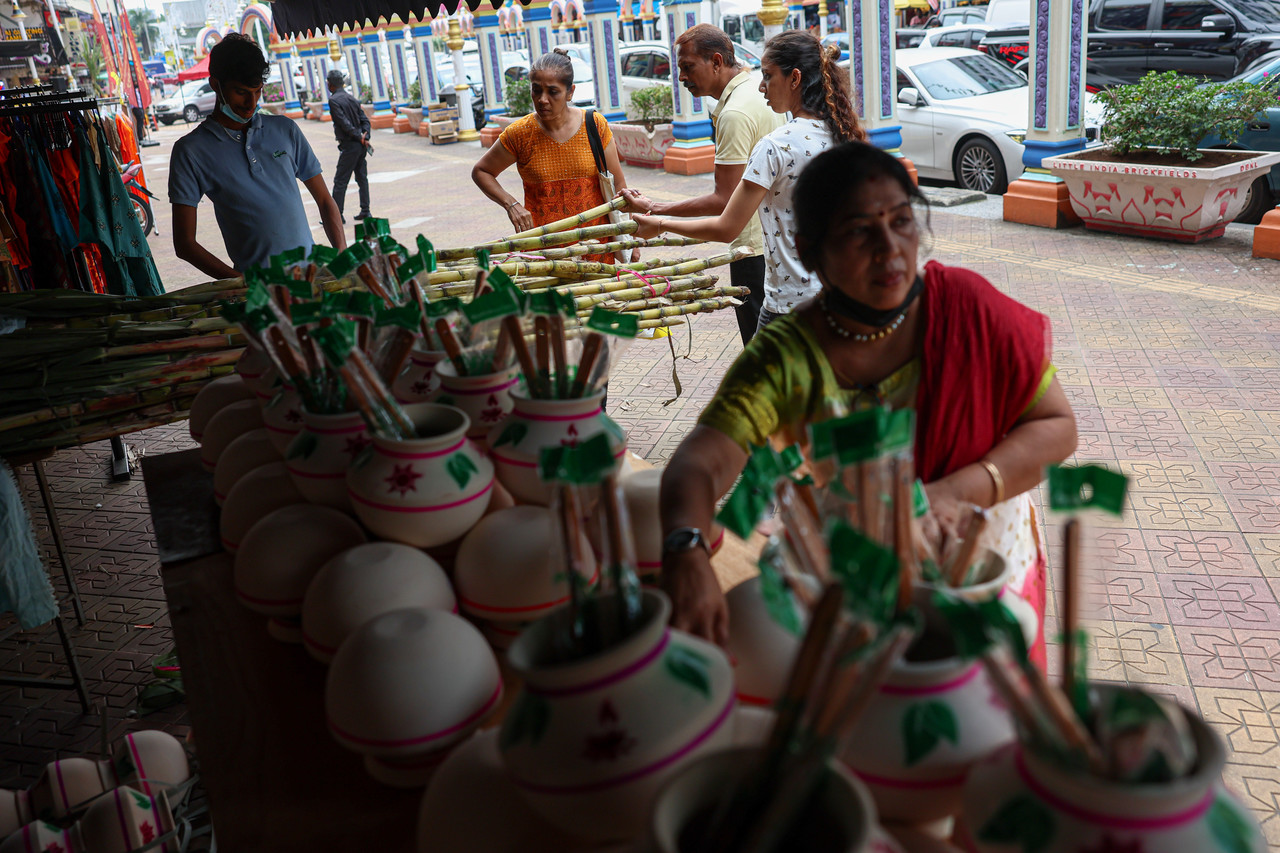 Aroma of Ponggal in the air