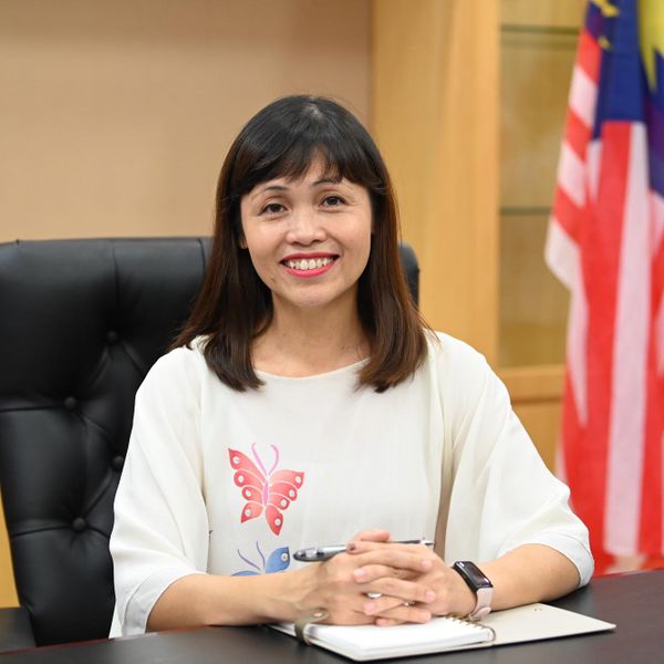 张念群提醒核实接收资讯 免沦假新闻骗局受害者