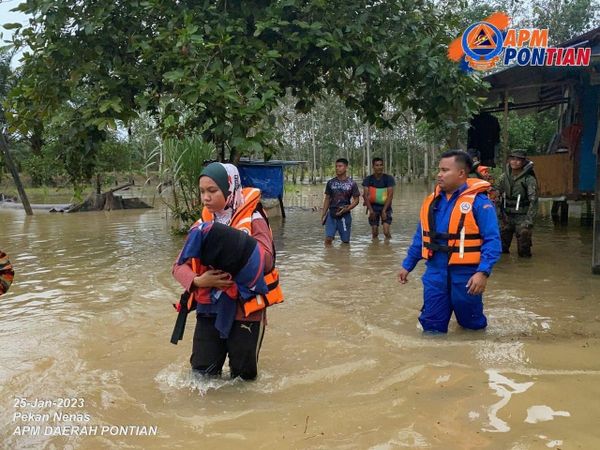 水灾灾情:沙巴灾黎减.柔佛增.彭亨维持