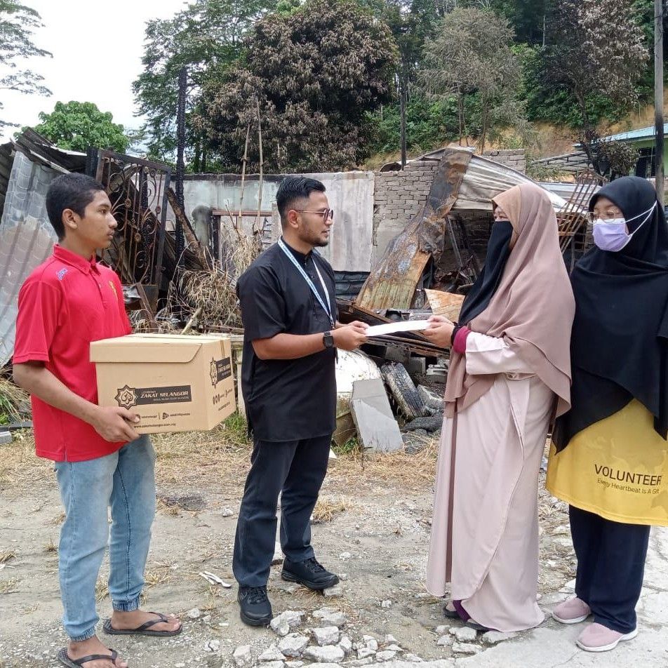 Ringan beban sembilan beradik yatim, LZS bantu wang bulanan dan pendidikan