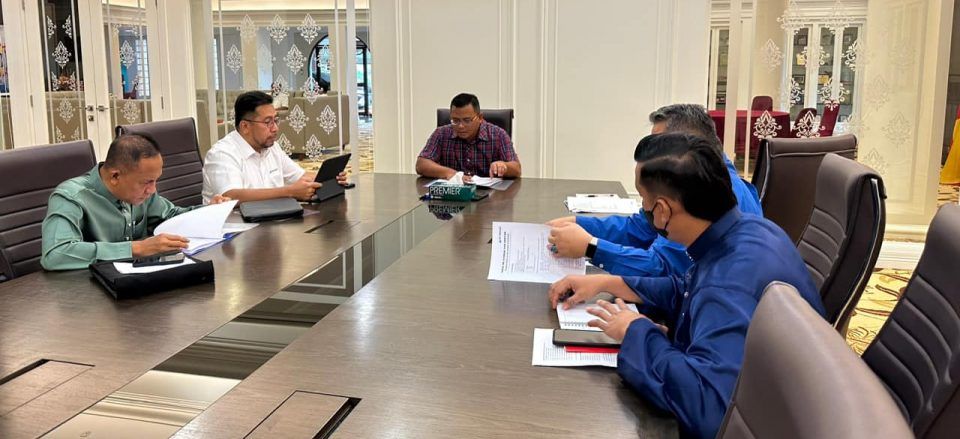 柏里马斯里鹅唛将换约1公里长水管 解决水管破坏问题.预计10月完工