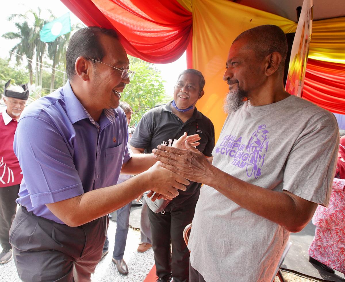 Selangor distributes nearly RM800,000 to help less fortunate former athletes — Exco