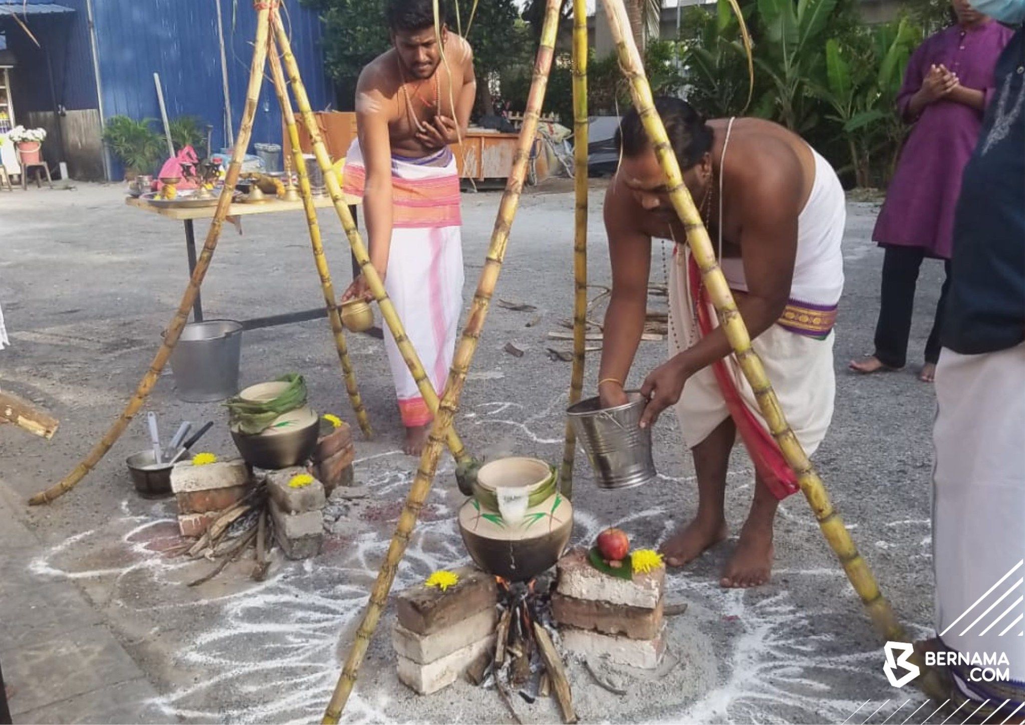 Anwar wishes Malaysians a Happy Ponggal