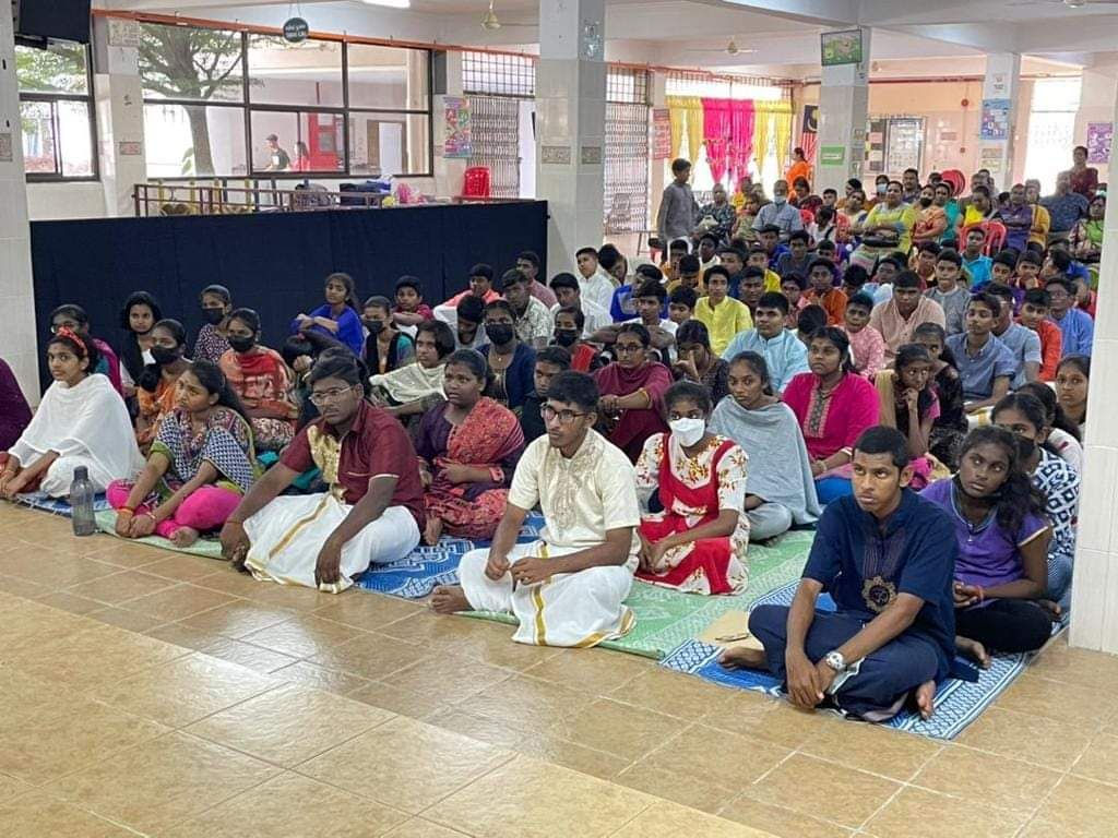 மிட்லண்ட்ஸ் தமிழ்ப்பள்ளியில் இளையோருக்கான தன்முனைப்பு முகாம்