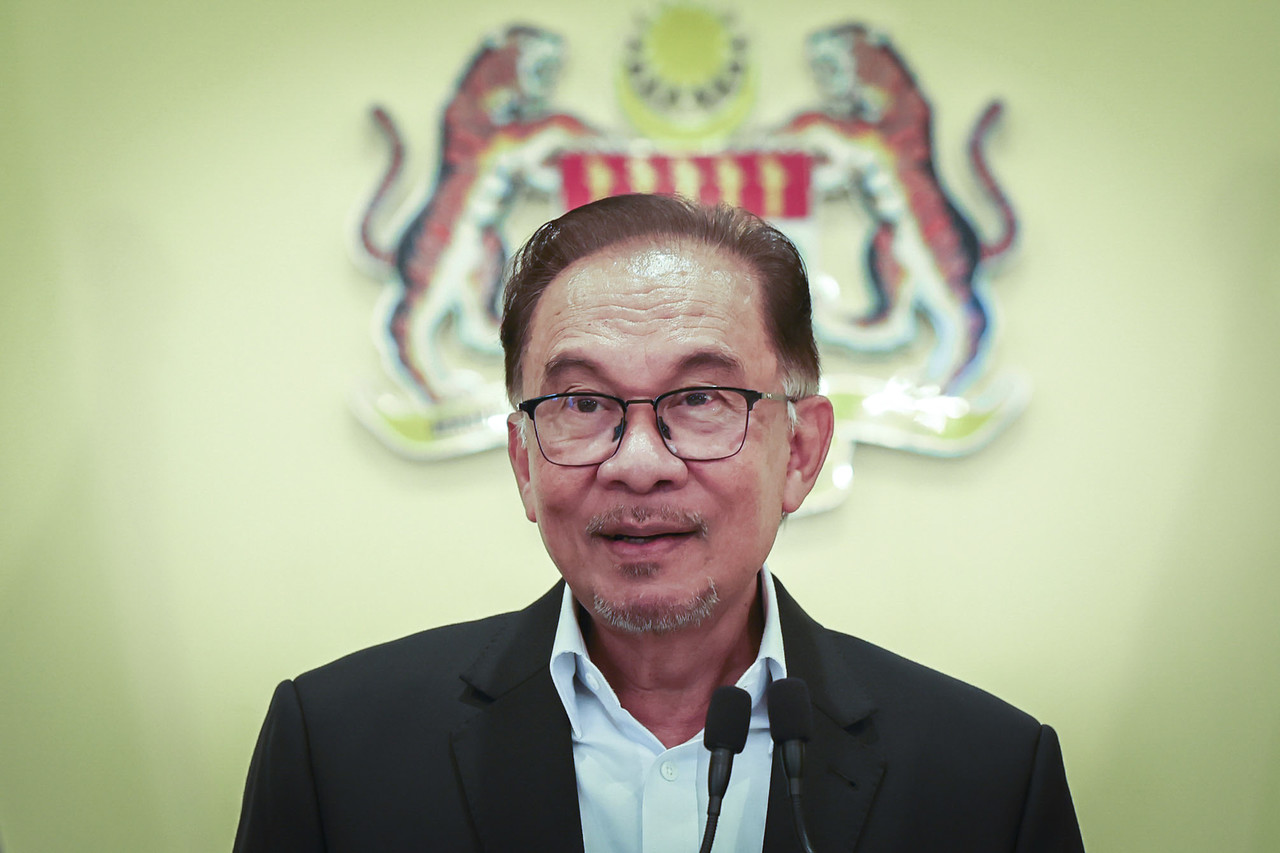 PM: Govt committed to upholding principles of civil society through fair, factual media reporting