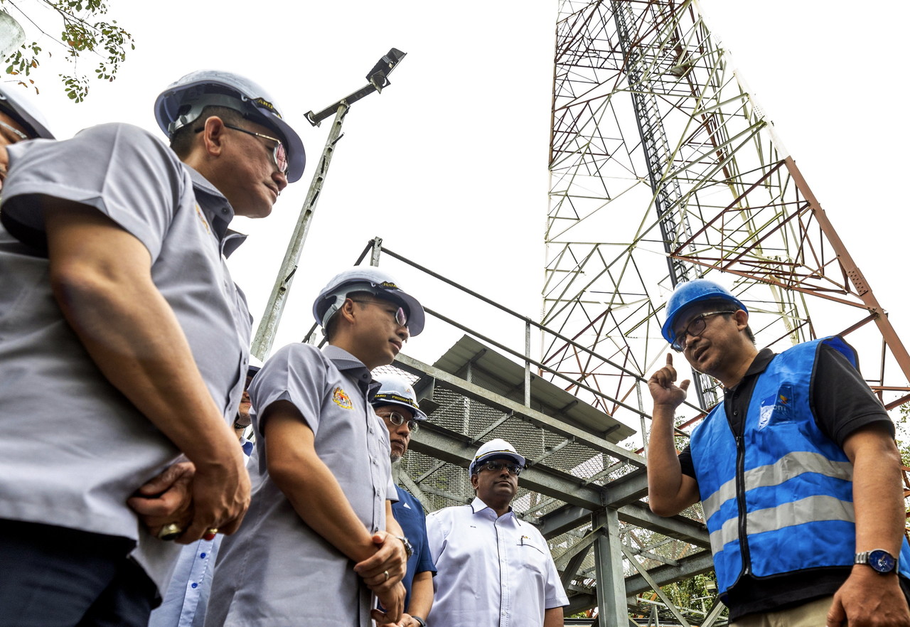350 menara telekomunikasi yang terjejas banjir dinaik taraf sejak 2014