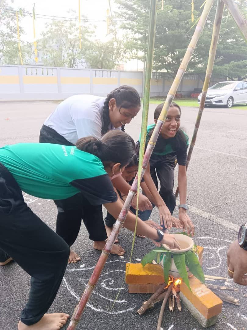 செமினி தமிழ்ப்பள்ளியில் பொங்கல் விழா