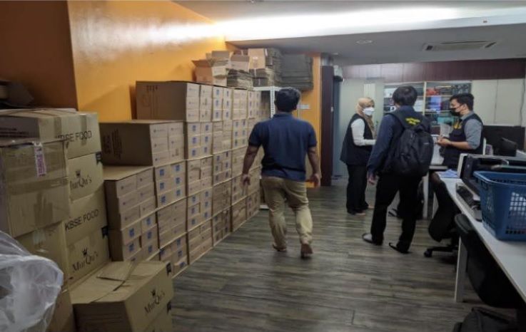 சுகாதார அமைச்சின் அங்கீகாரம் இல்லாத அழகு சாதனப் பொருள்கள் பறிமுதல்