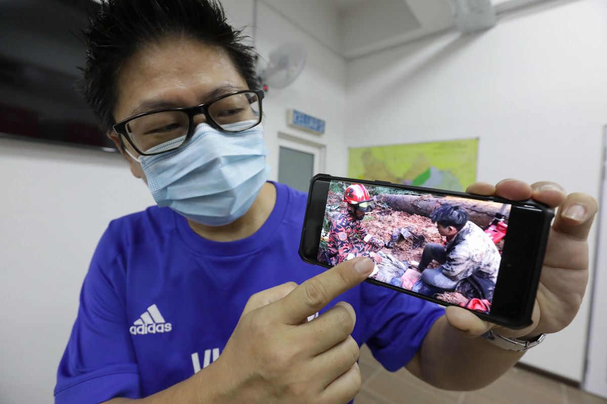 Tanah runtuh Batang Kali: Bapa gembira dapat temukan anak dengan penyelamat