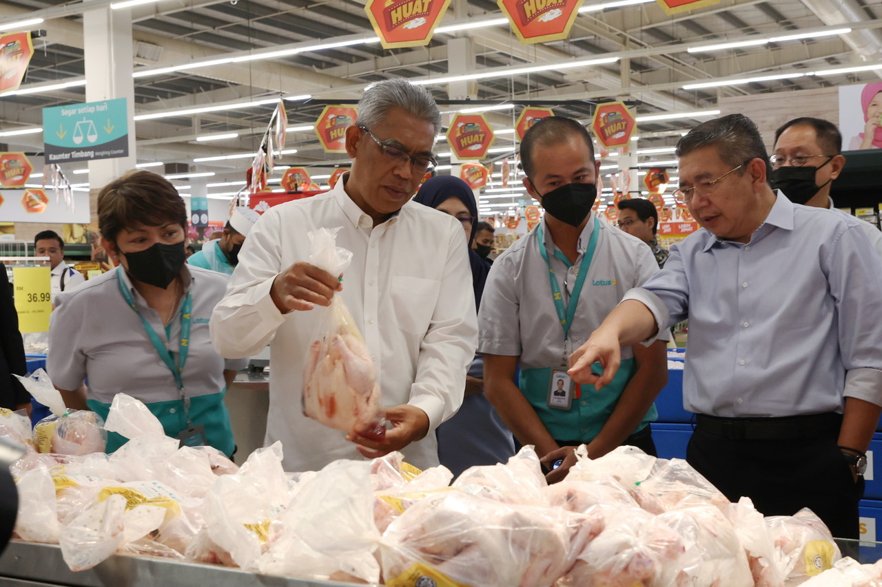 Govt to review chicken ceiling price