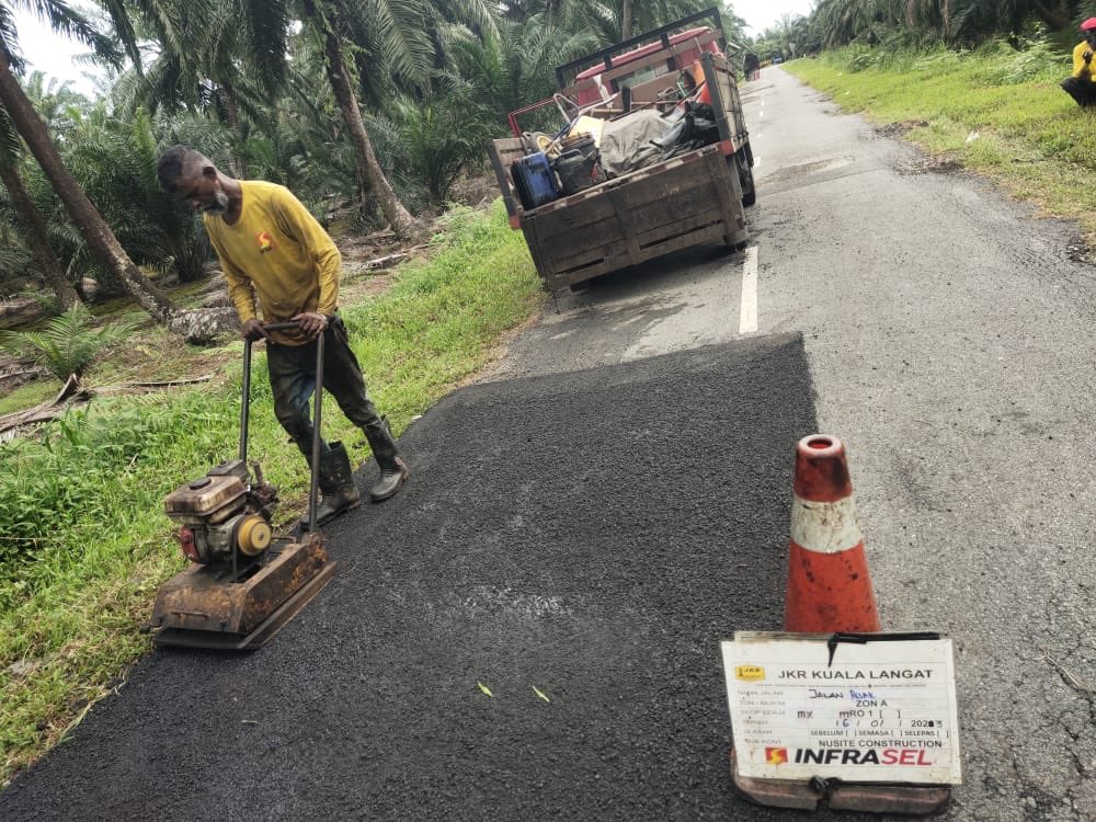 Infrasel baiki jalan di Kanchong selepas 24 jam terima aduan