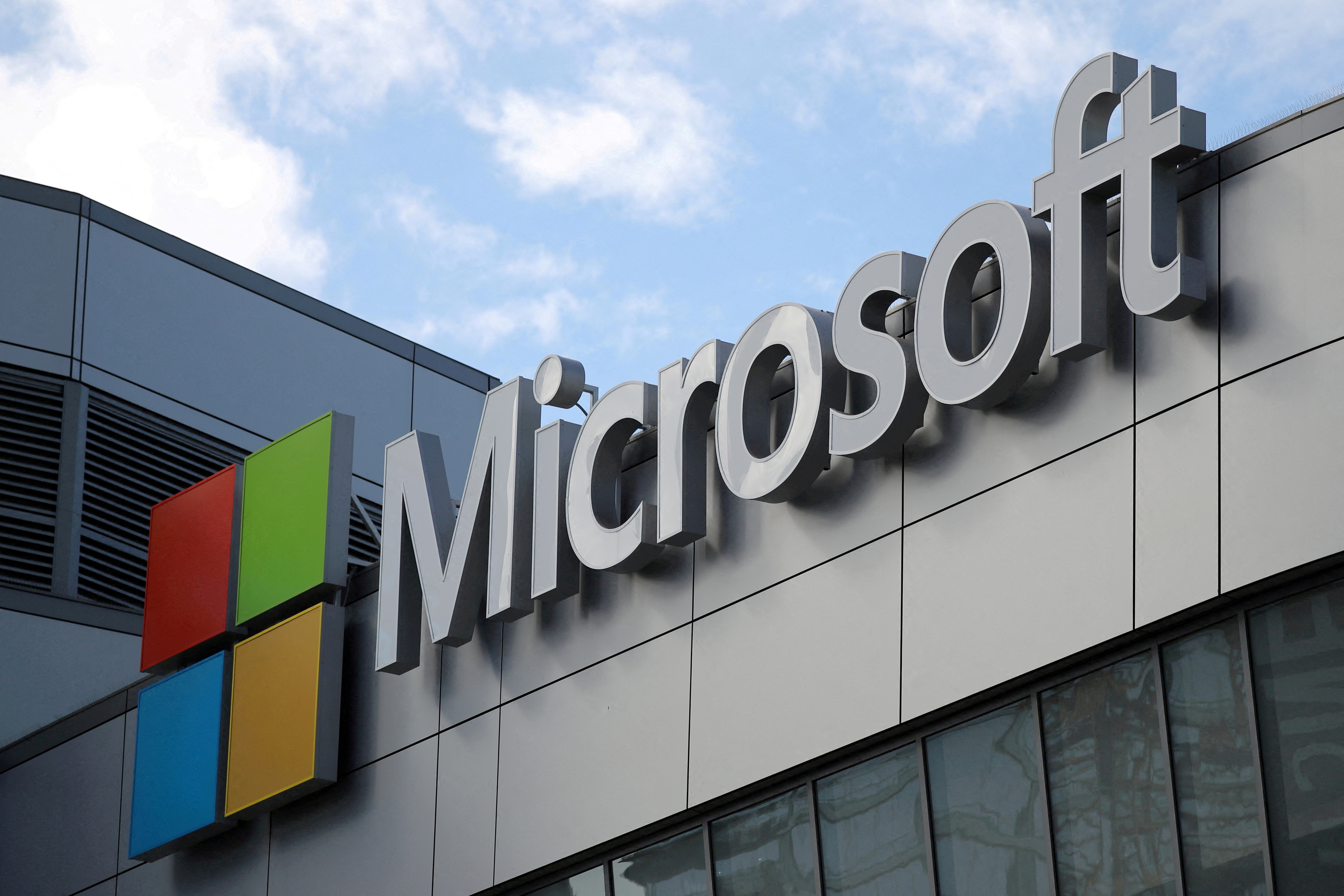 Tengku Zafrul meets Microsoft on mission to make Malaysia Asean digital hub
