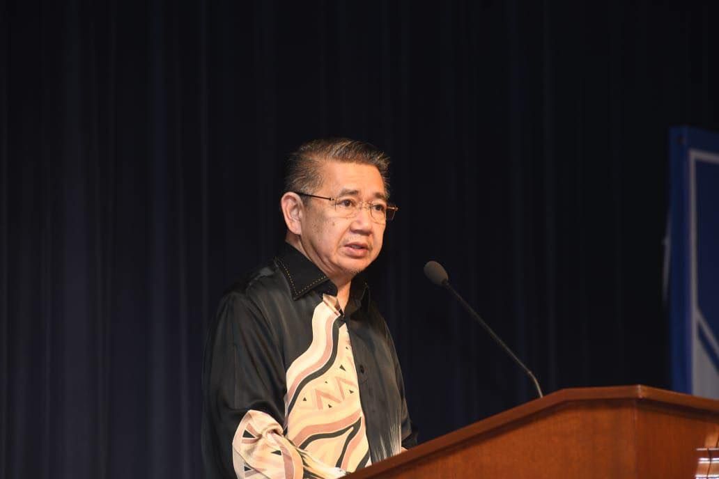 内贸部长率团参加澳洲特许经营展  吸引3000万令吉潜在投资