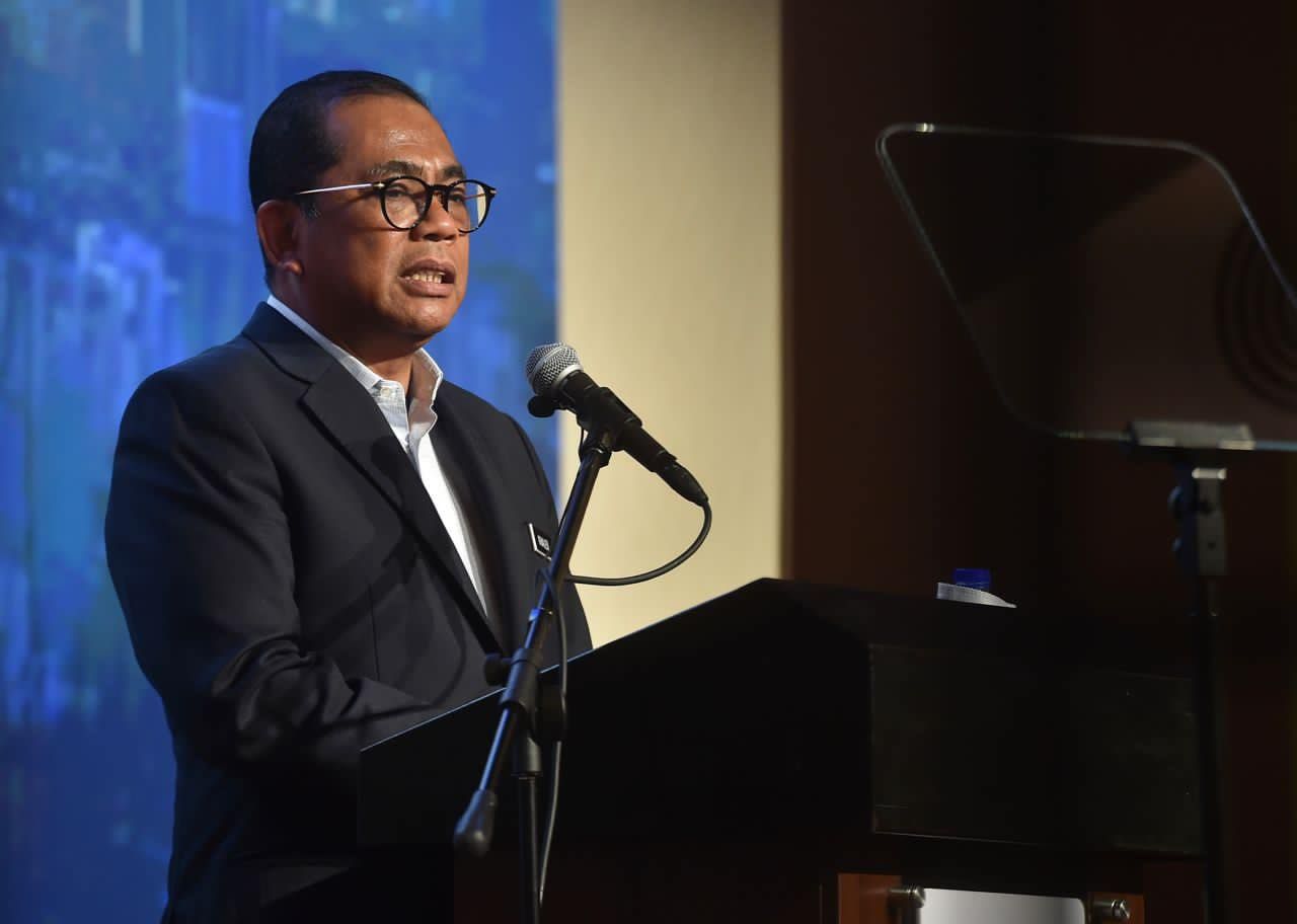 截至国民服务3.0首两期  防长：约三成学员缺席