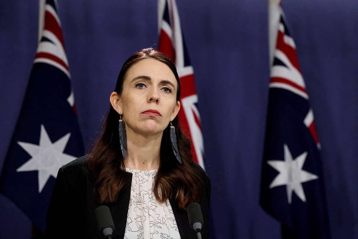 Perdana menteri New Zealand umum letak jawatan 7 Februari