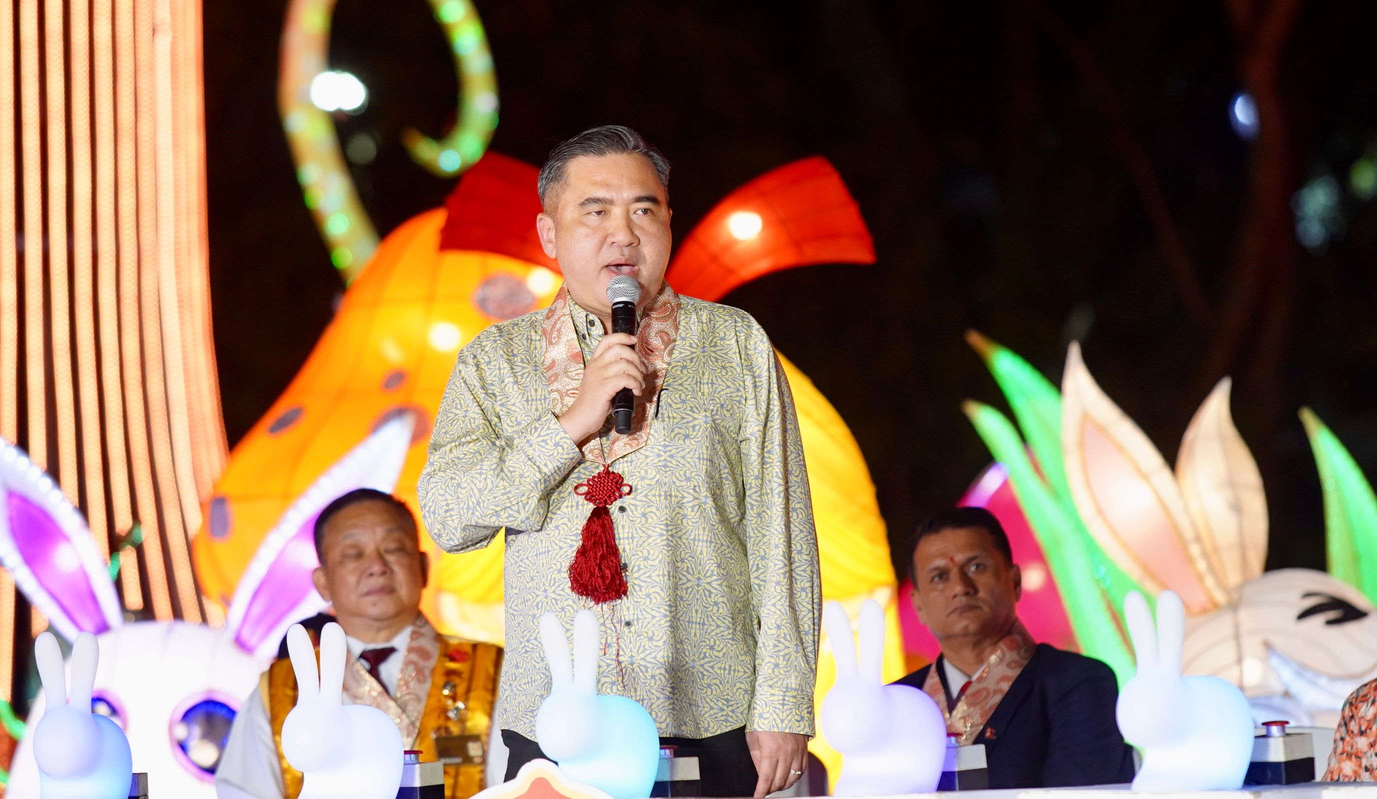 【平安灯会启灯】交长赞雪大臣开明 尊重多元社会政策