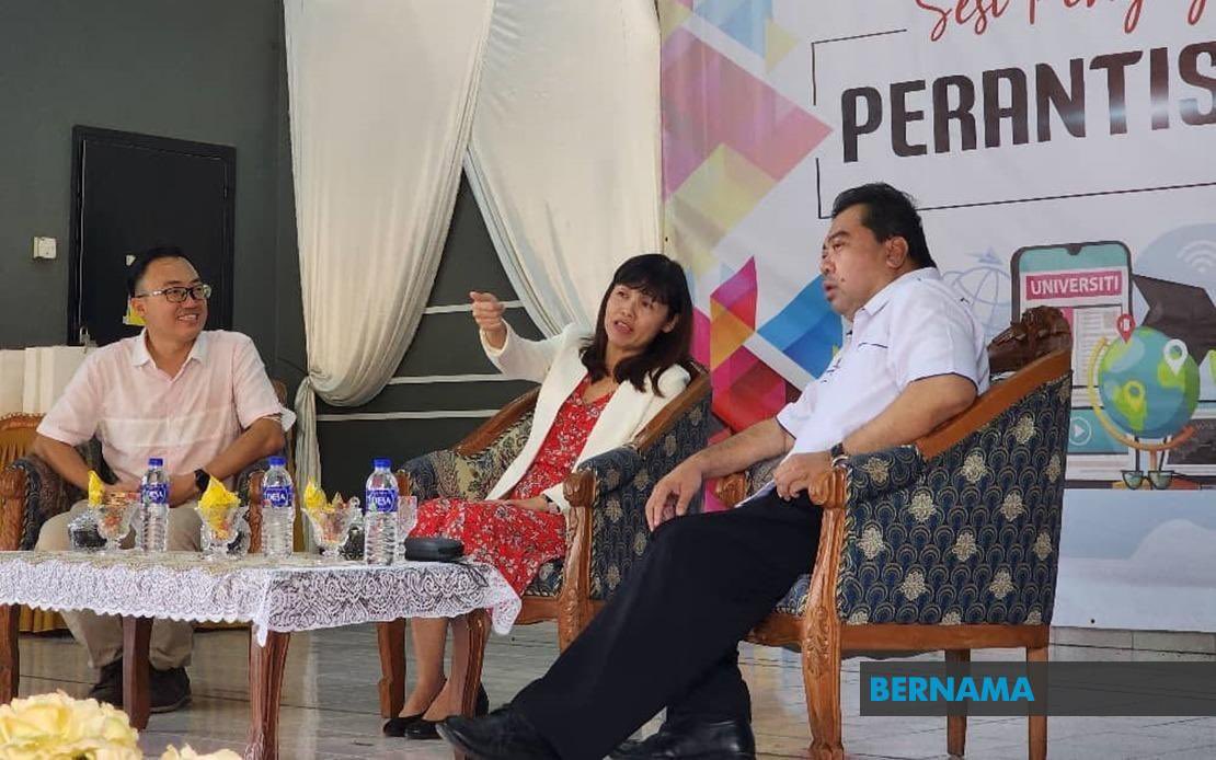 Govt received 63,000 appeals to get devices under PerantiSiswa Programme