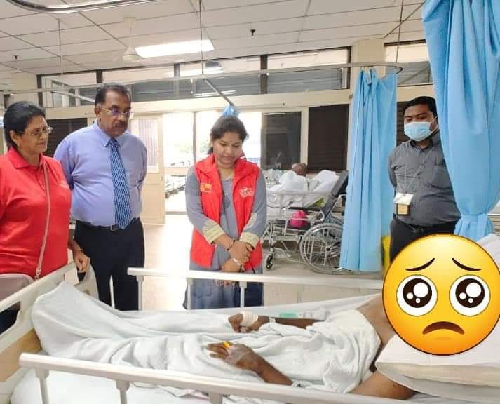 கோவிட்-19 நோயினால் குடும்பத்தில் மூவர் மரணம்- மனோரீதியாகப் பாதிக்கப்பட்ட மாணவருக்குக் குணராஜ் உதவி