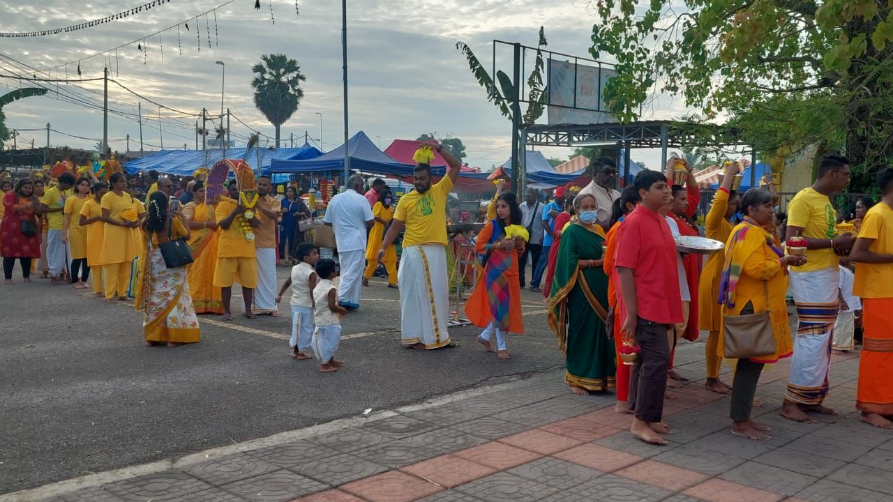 கோல சிலாங்கூர்  ஸ்ரீ சுப்பிரமணியர் ஆலய  தைப்பூசம் சிறப்பாக நடந்தேற நகராண்மை கழகமும்  போலீஸ் படையும்    முழு ஒத்துழைப்பு. வழங்கியது
