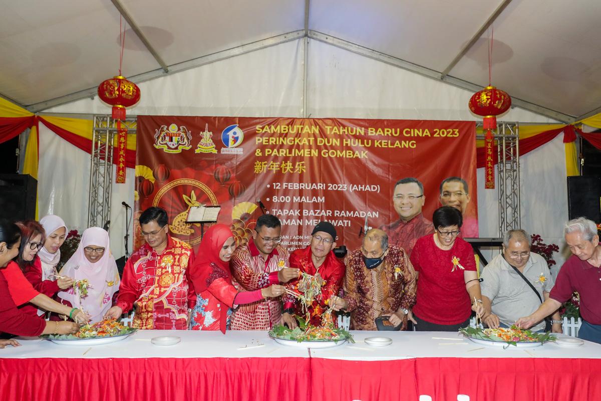MB pleased with this year's CNY celebrations, joy at interracial harmony