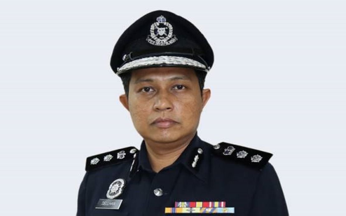 கண்ணாடி போத்தலை சாலையில் விட்டெறிந்த ஆடவரை போலீசார் அடையாளம்  கண்டனர்