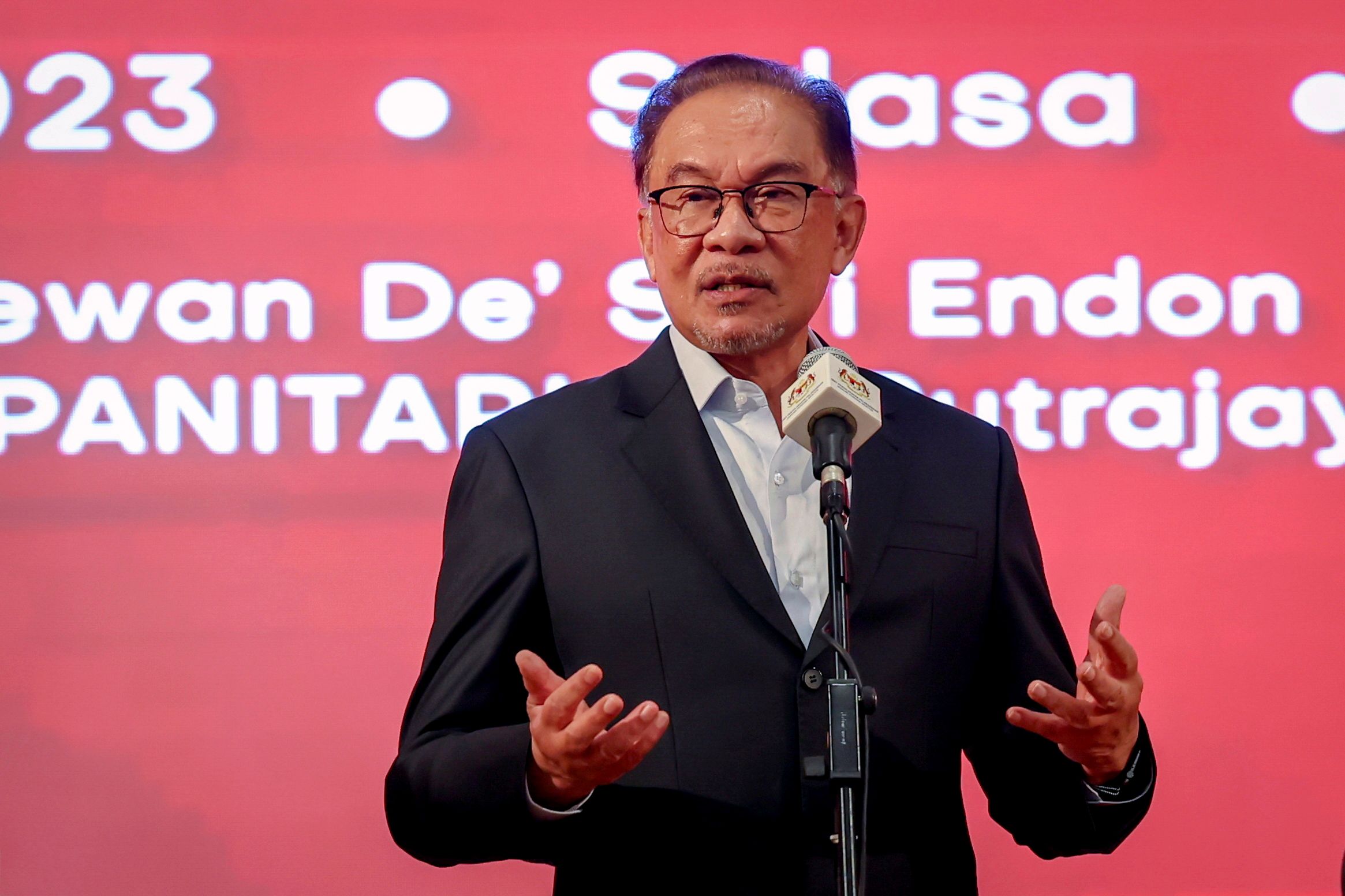 Anwar seru ASEAN cari pendekatan baharu tangani krisis Myanmar