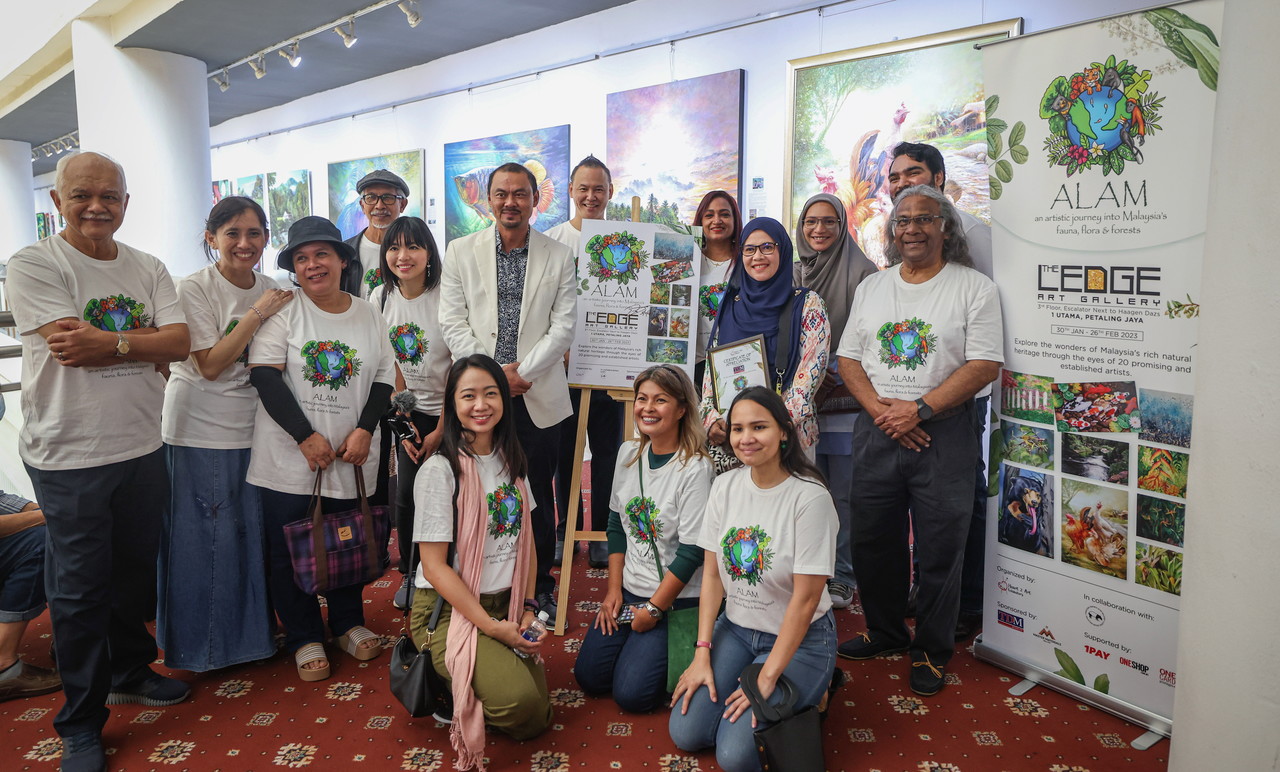 19 local artists exhibit works in nature-themed exhibition