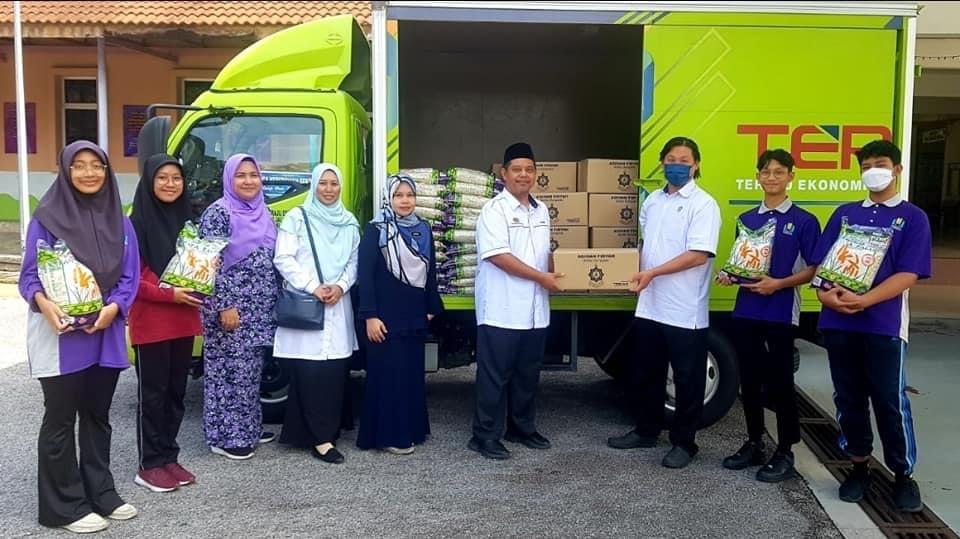 Mais agih barangan dapur, ringan beban lebih 500 keluarga