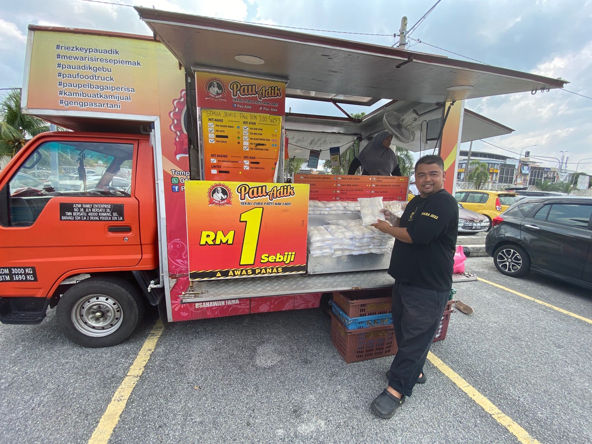 Usahawan pau syukur wakil rakyat beri peluang niaga di program jualan murah