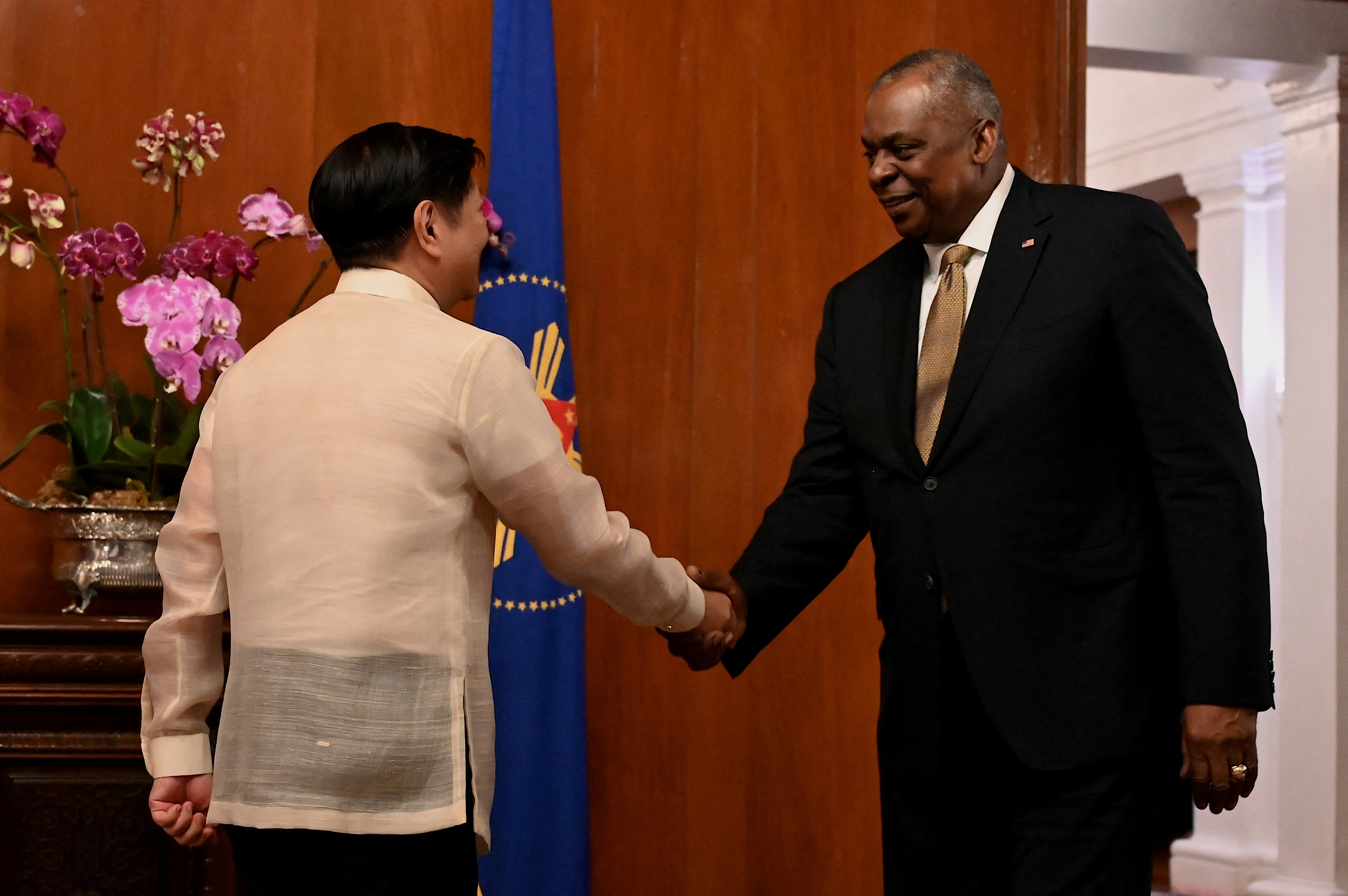 Philippines grants US greater access to bases amid China concerns