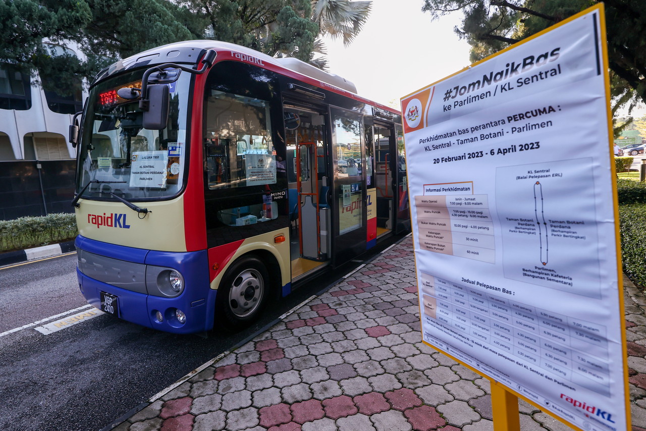 Khidmat bas perantara percuma ke Parlimen mulai hari ini