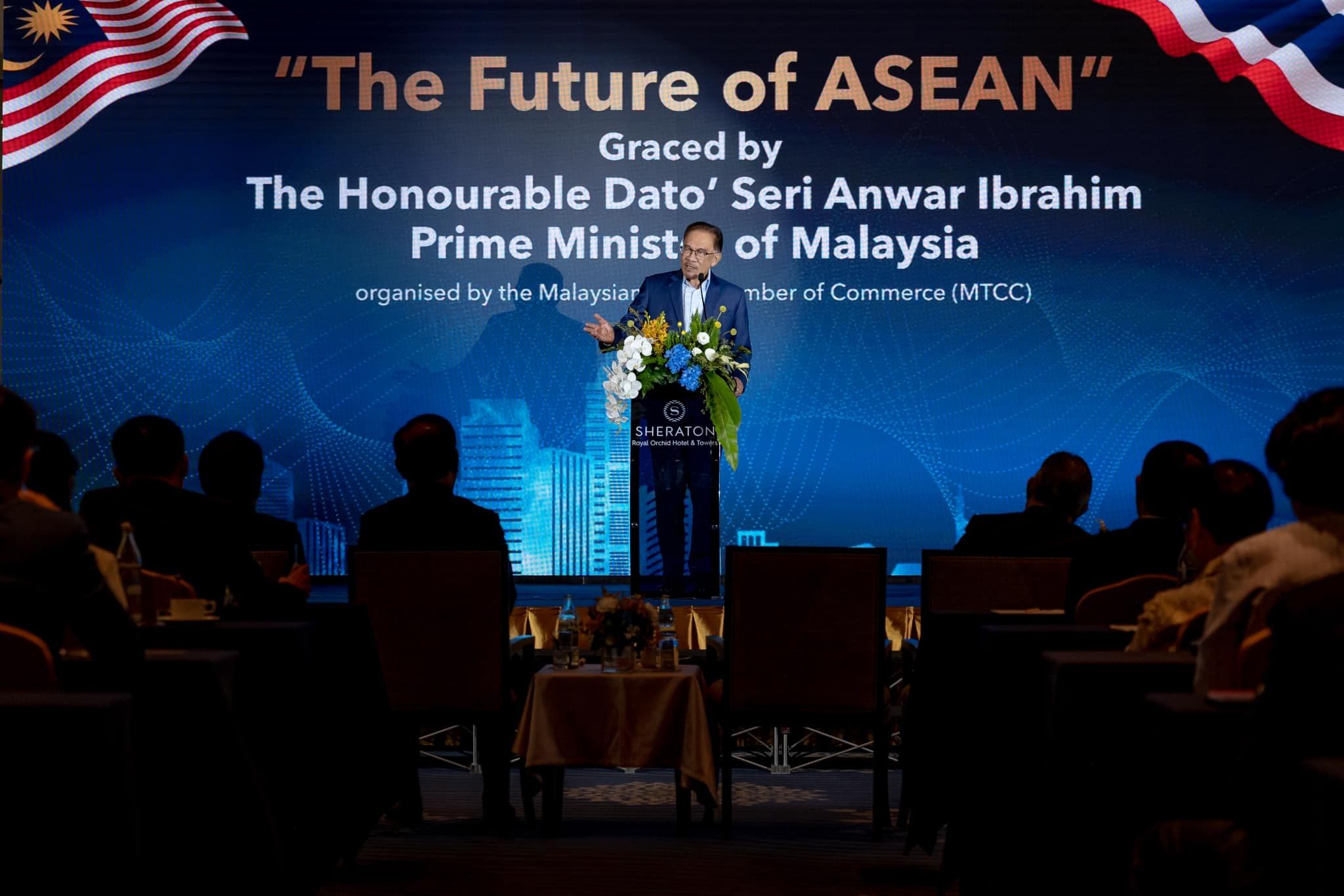 安华促重探讨亚洲货币基金组织 加强抵抗经济危机冲击