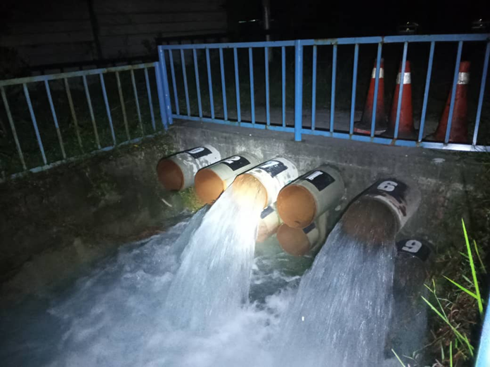 Tangani pencemaran dalam empat jam, Air Selangor gerakkan lori tangki