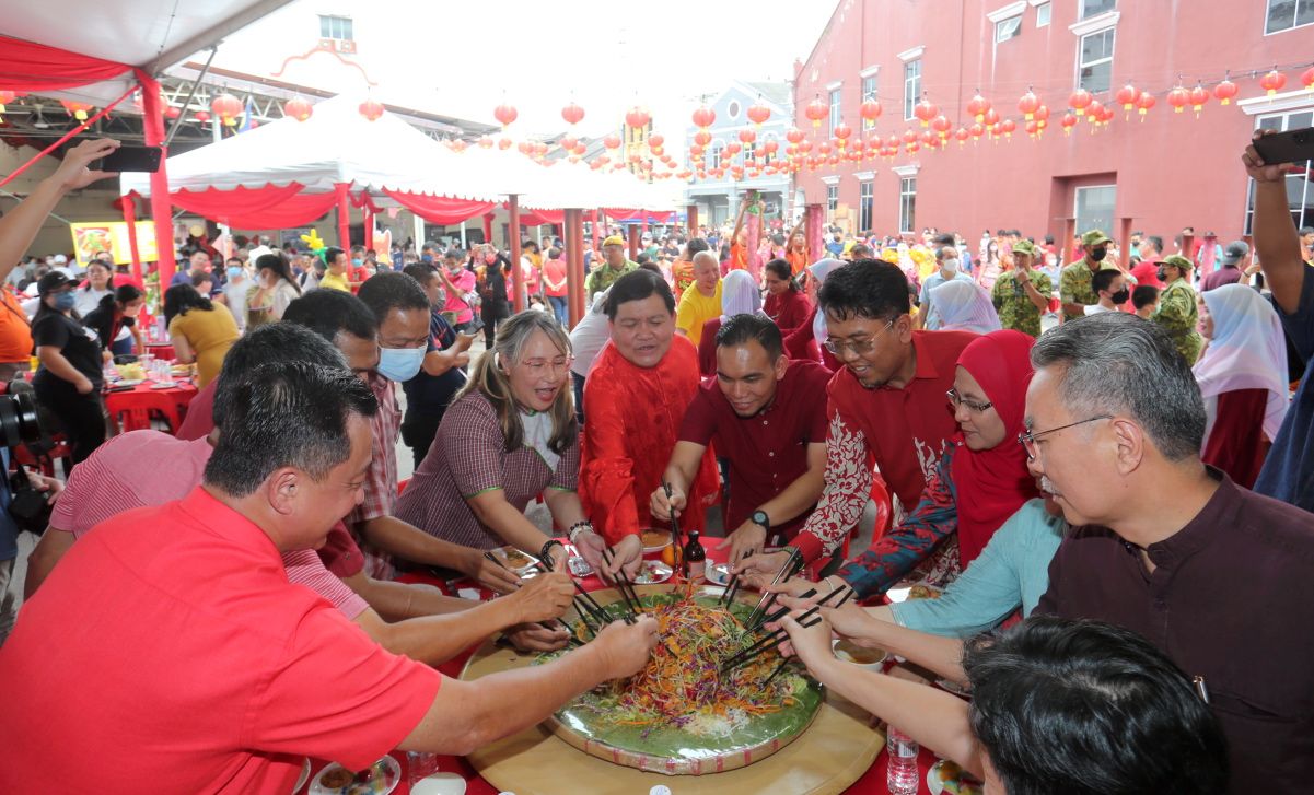 加影区50万提升失修损毁设施  许来贤：料2月动工.社区改头换面