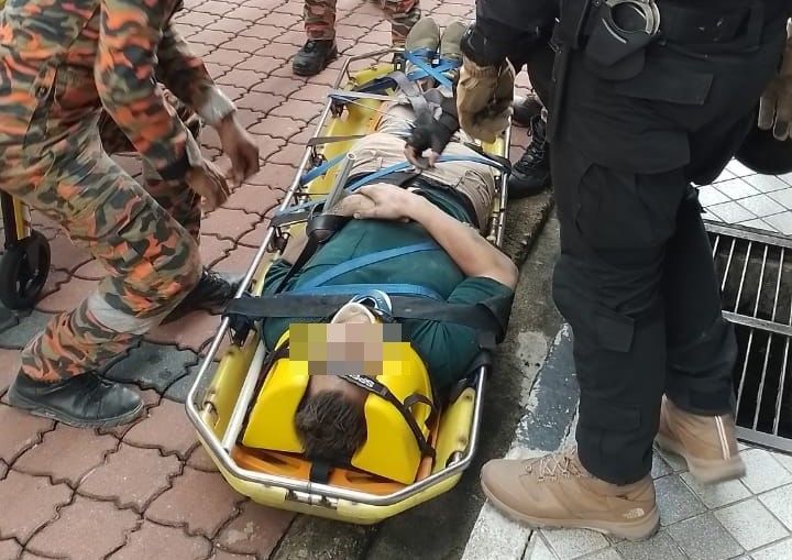 குடிவரவு துறையினரிடம் இருந்து தப்பிக்க முயன்ற நியூசிலாந்து நபர் ஒருவர் 14 வது மாடியிலிருந்து கீழே விழுந்தார்