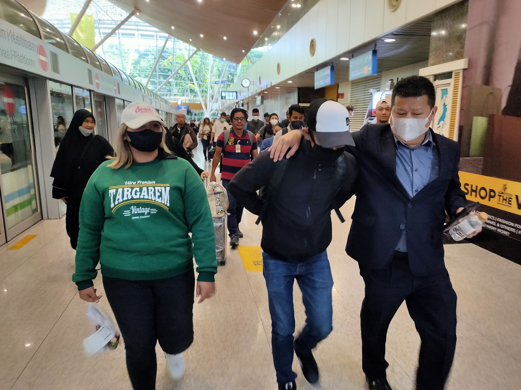 Lagi lima mangsa sindiket kerja di Myanmar selamat tiba di KLIA