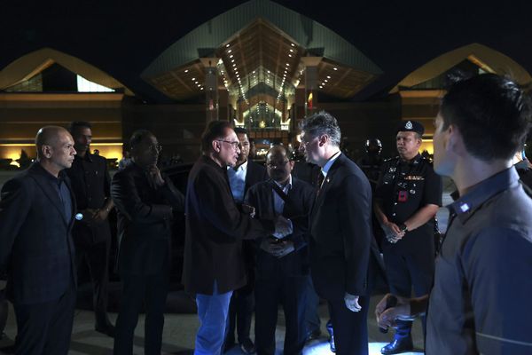 அதிபர் எர்டோகனுக்கு ஆதரவு வழங்கப் பிரதமர் துருக்கி பயணம்