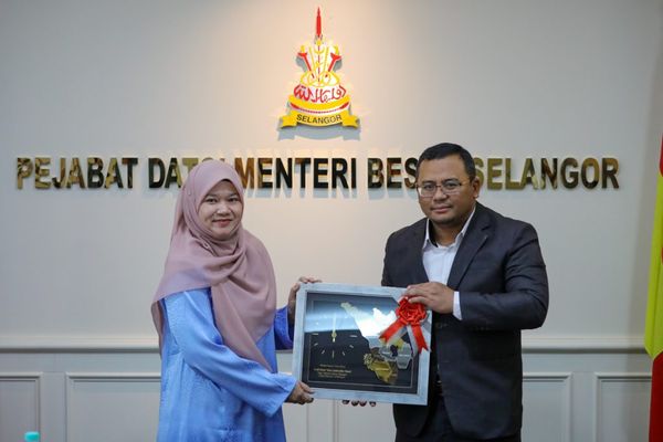 சிலாங்கூர் மாநிலத்திற்கு கல்வியமைச்சர் மரியாதை நிமித்த வருகை