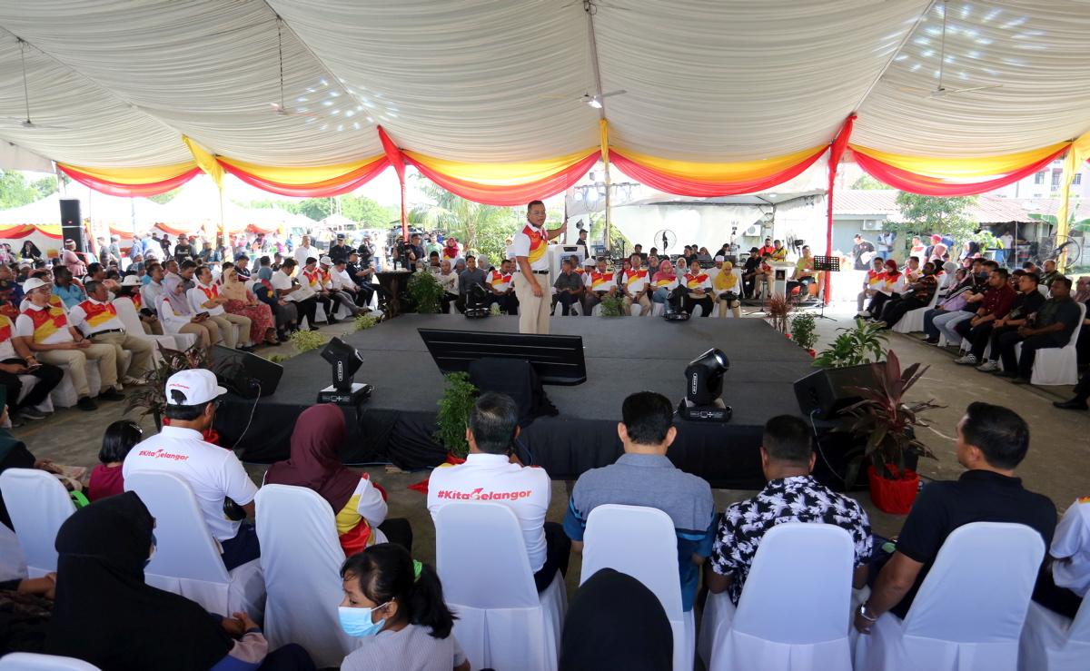 MB janji nasib 89 keluarga terjejas projek ECRL di Pelabuhan Klang akan dibela