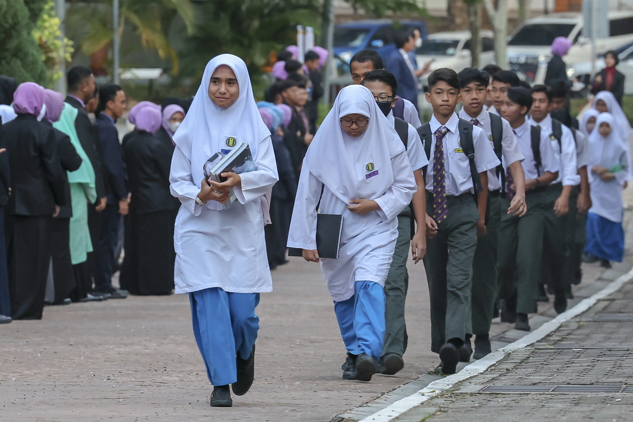 Bantuan sekolah disalur ikut rekod sedia ada, tidak perlu isi borang