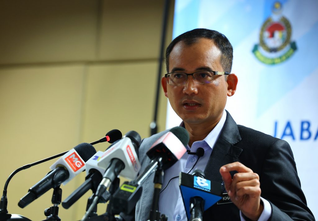 செம்பனைத் தோட்டத்திலுள்ள சட்டவிரோத கிராமத்தில் குடிநுழைவுத் துறை சோதனை- 61 அந்நிய நாட்டினர் கைது