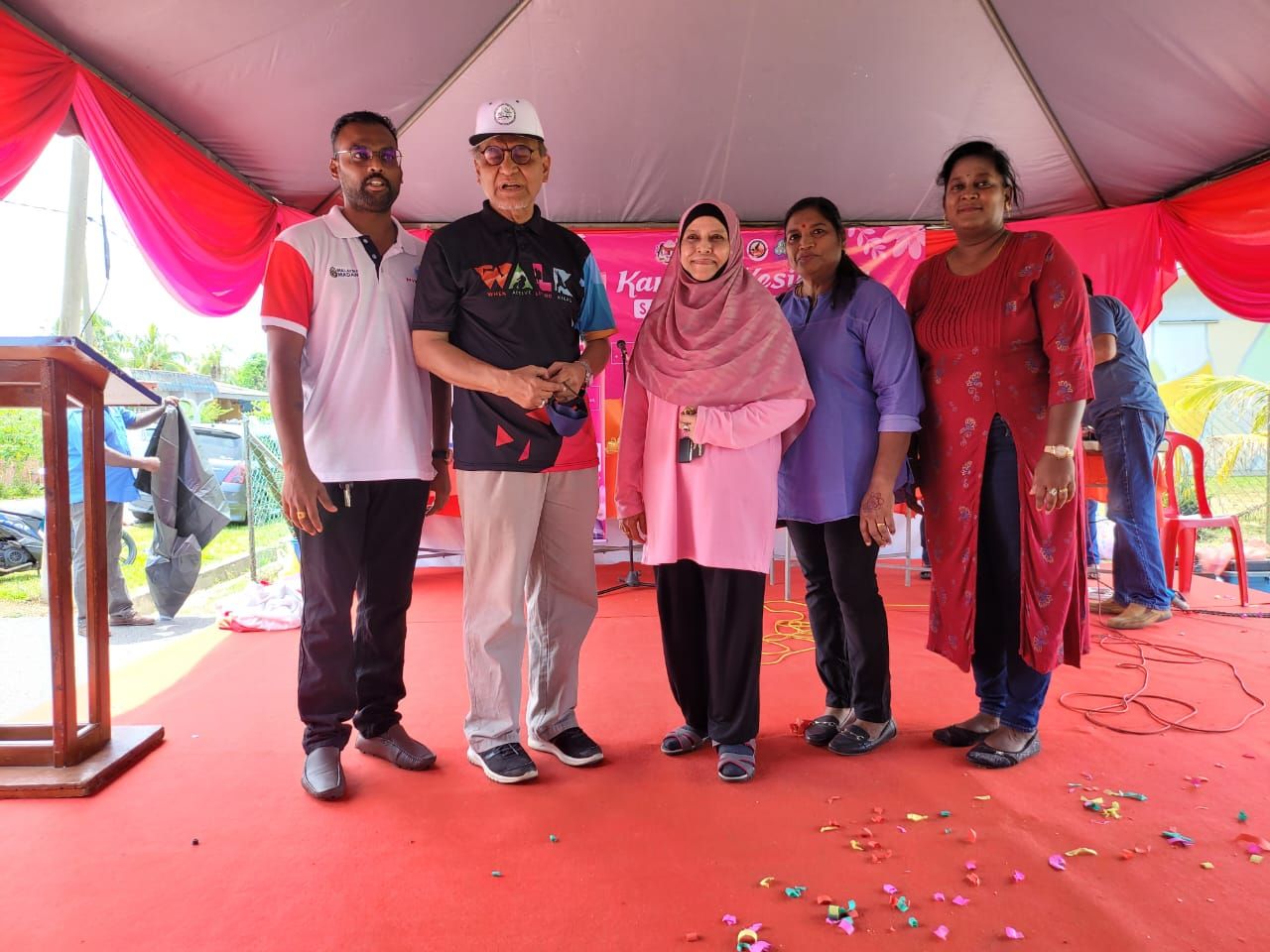 மகளிர் தினத்தை முன்னிட்டு சுகாதார நிகழ்ச்சிகள்