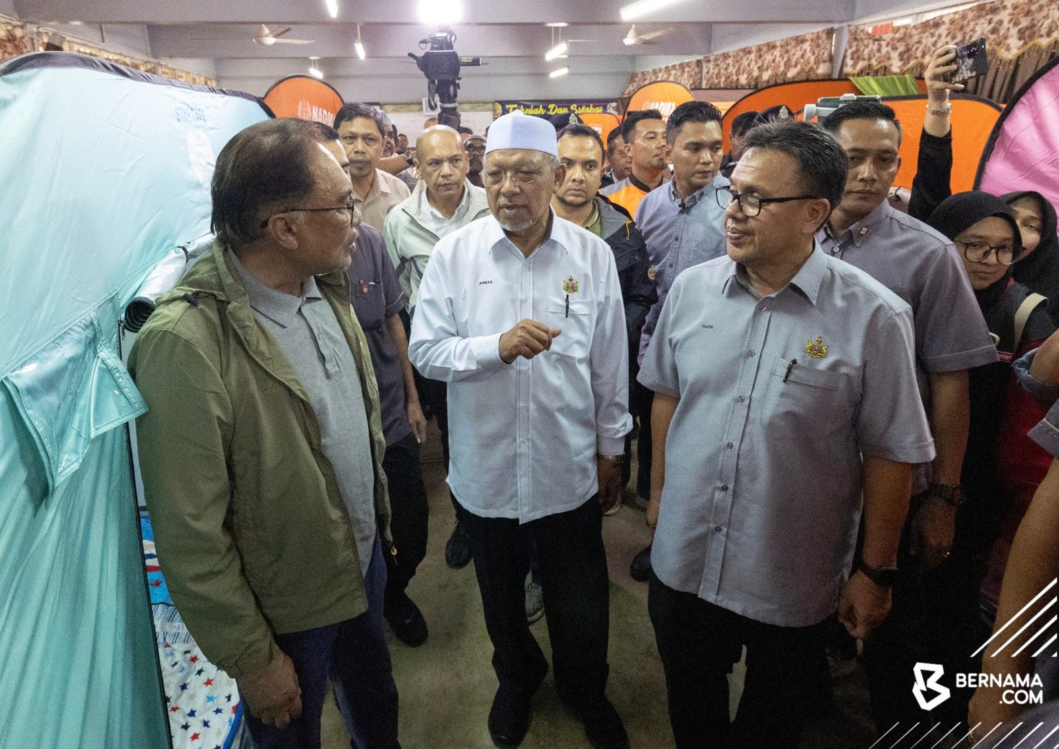 PM seru henti fitnah, negeri pembangkang dapat peruntukan lebih besar