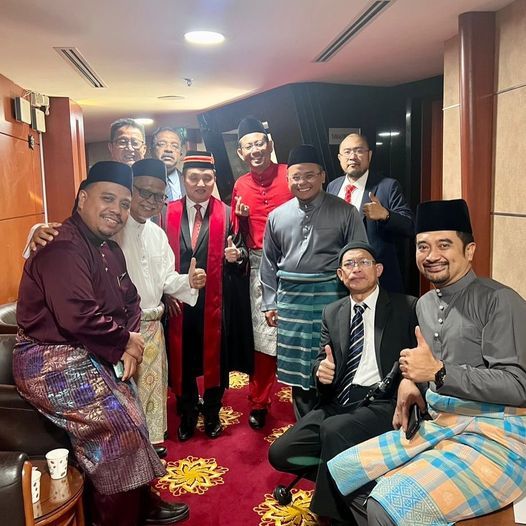 雪州第14届议会今日圆满结束 无限休会至州选后