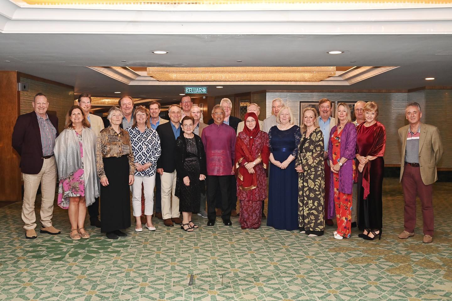 King attends reunion dinner with RMAS batchmates