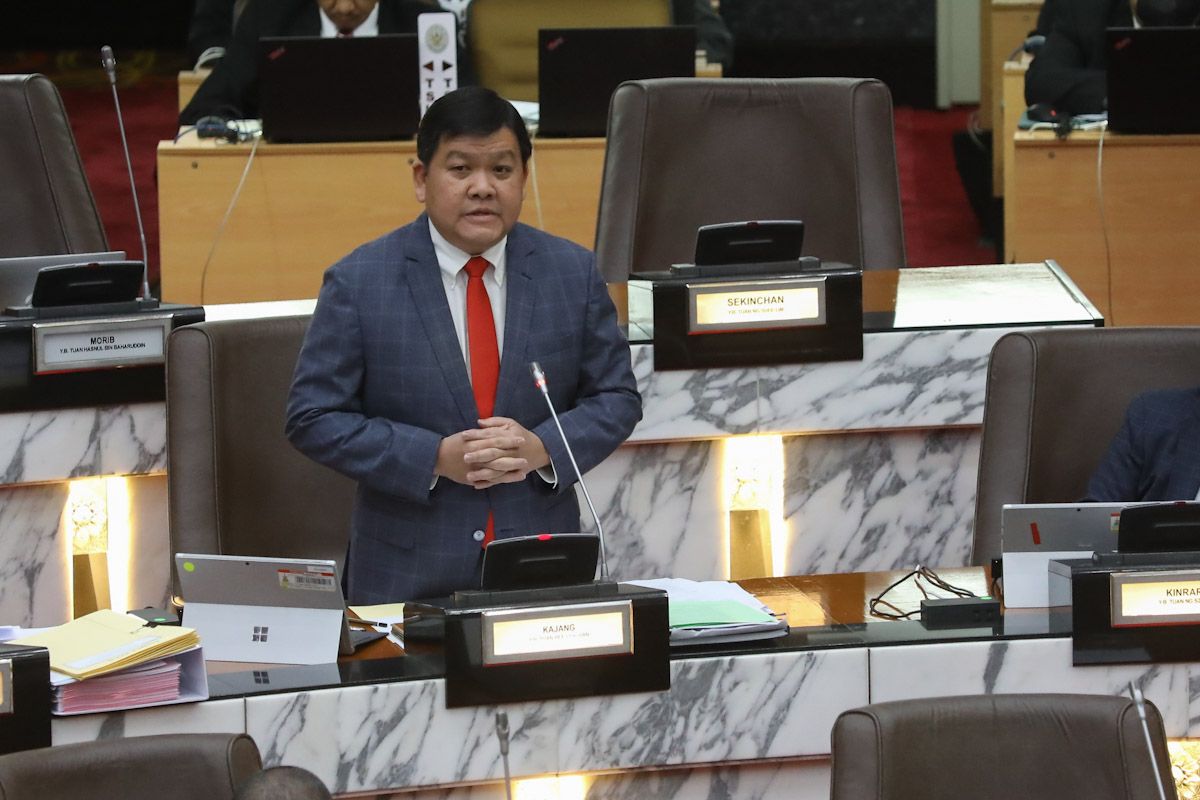 Bina ladang solar berskala besar di kolam terbiar, tangani perubahan iklim