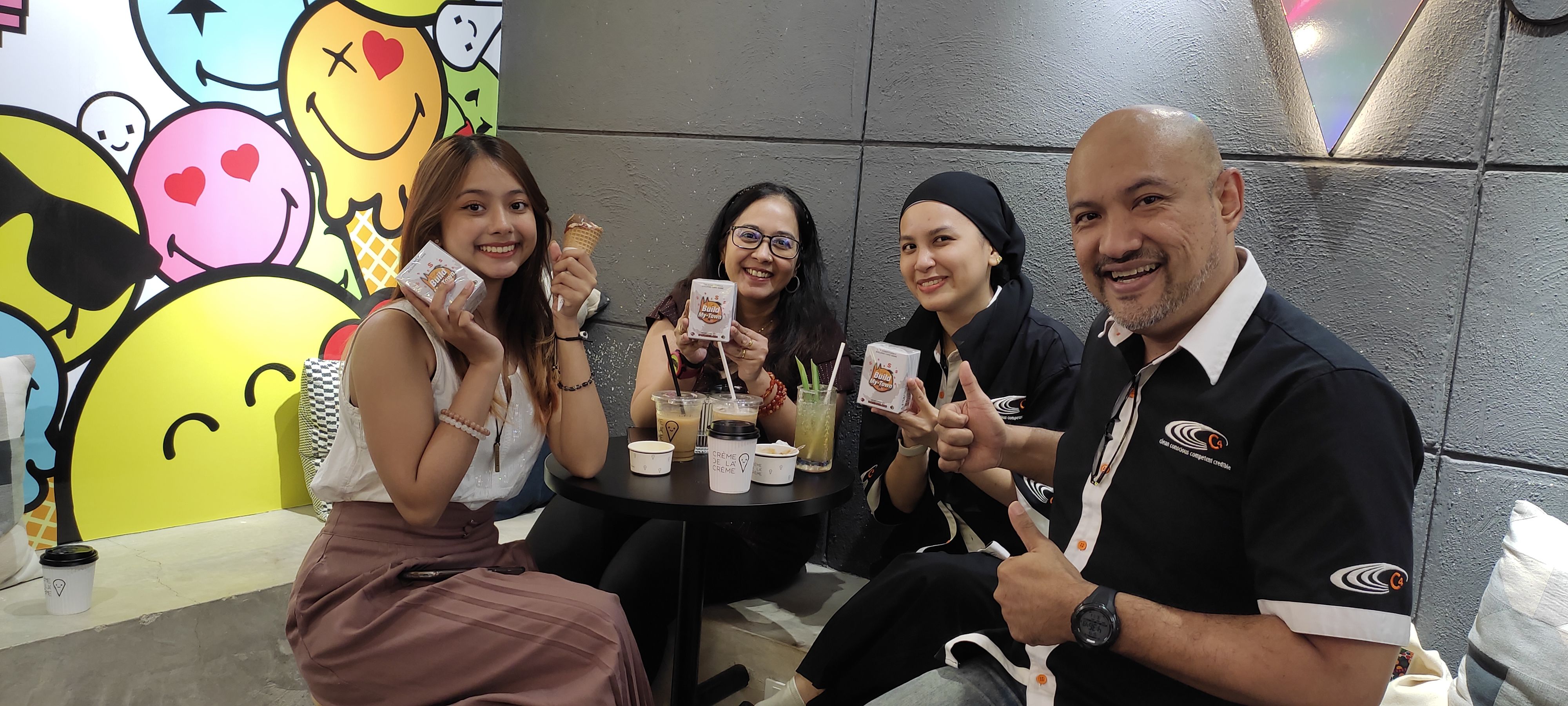 Didik masyarakat tolak rasuah, amal tadbir urus baik menerusi permainan kad interaktif